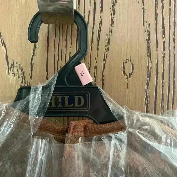 Christmas Holiday Child Gingerbread Costume Size
Toddler 1-2 yrs old NWT - Picture 3 of 11